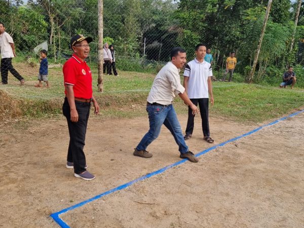 Waka KONI Agam Yerno Arsel Buka Turnamen Bola Voli Nagari Sitalang